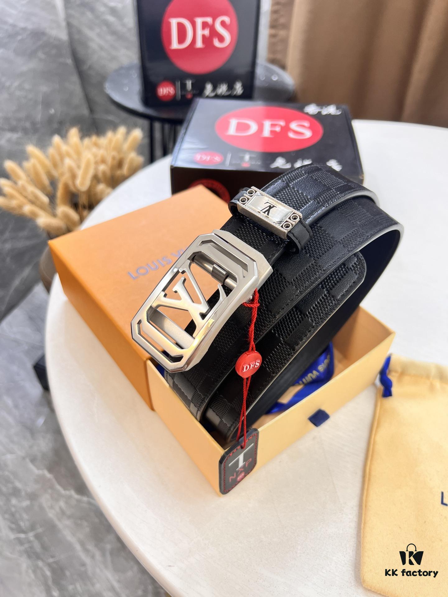 693202e03a89a121ed550d47 Louis Vuitton Automatic Buckle Belt, Top-Quality Genuine Leather, 3.5cm Width, Imported Calfskin with Grid Pattern, Smooth Slide Mechanism, Stainless Steel Hardware