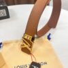 693202e43a89a121ed550d76 LV Men's Belt Arrival, Genuine Photos, ZP Mold Design, Imported Original Factory Print, Full-Grain Cowhide Leather, Refined Metal Letters, Reversible Double-Sided Use, 3.8cm Width