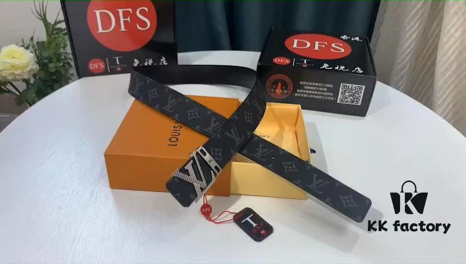 Arrival of Goods. Video Anti-Counterfeit Induction In-Network Reading Progressive Bifocal Leather Belt for Dual-Side Use
