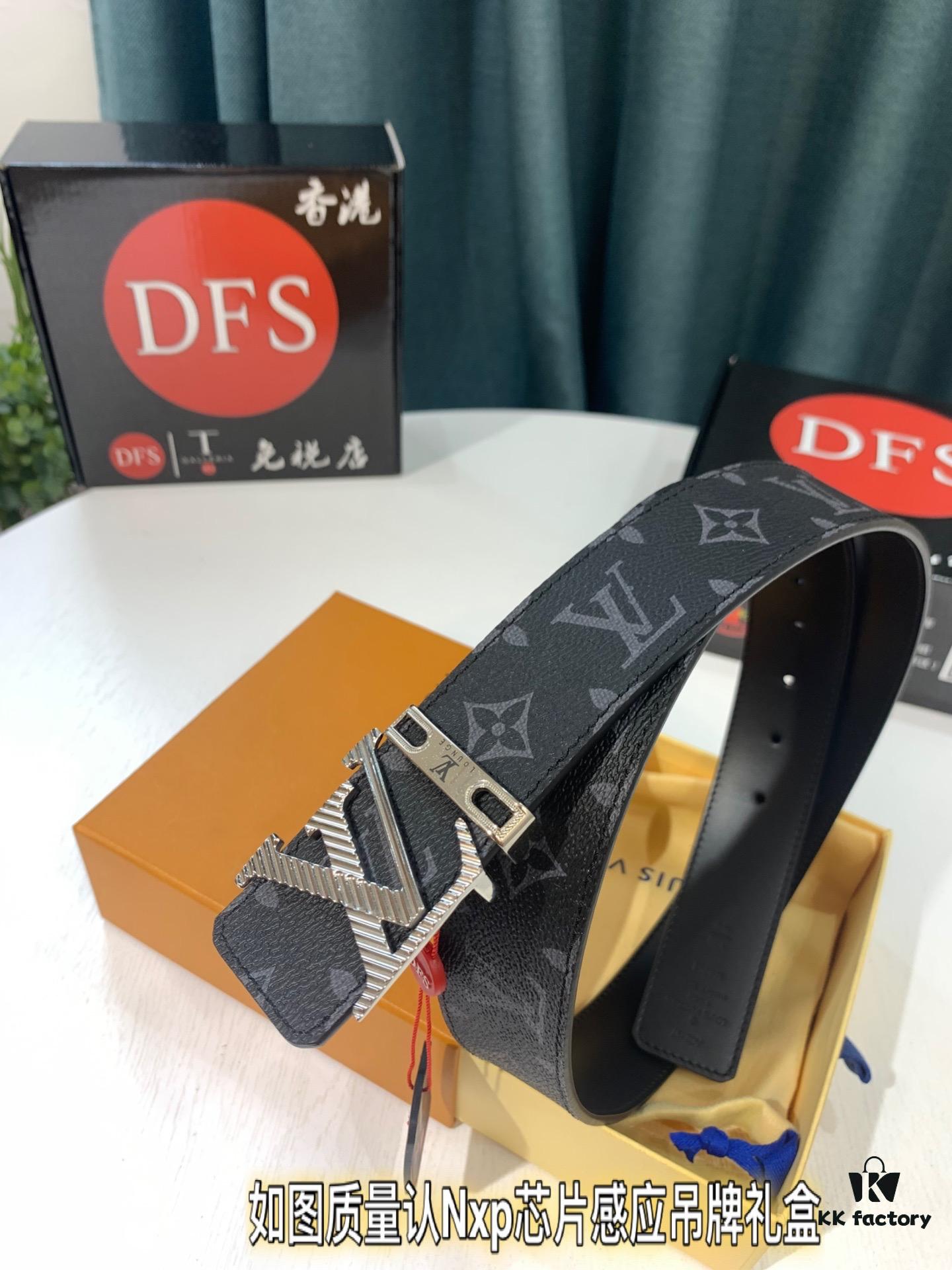 693202ec3a89a121ed550dde Shop Owner Recommended Trumpet Trumpet Louis Vuitton LV Belt ZP Synchronized New Men's Belt with Imported Monogram Fabric, Original Factory Head Cowhide Plain Low Texture, Reversible Use, Water Ripples Letter Hardware, 3.8cm Width
