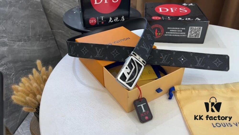 693202ee3a89a121ed550dfa New LV Monogram Leather Belt, Genuine Cowhide with Diamond-Paved Stainless Steel Hardware, Fashionable Casual Style