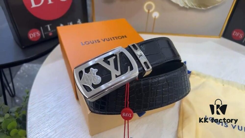 693202f53a89a121ed550e47 Louis LV Top Grain Crocodile Belly Pattern Leather