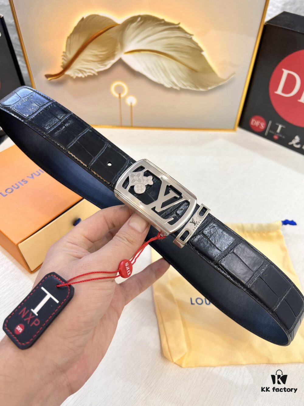 693202f63a89a121ed550e50 Top-Tier Leather Belt, Original Factory Hong Kong Duty-Free T Gift Box (NXP RFID Tag with Verifiable Anti-Counterfeit Chip)