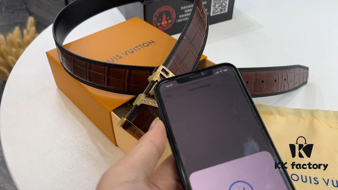 693202fa3a89a121ed550e88 New LV Authentic Synchronized Version, Diamond-Paved Stainless Steel Hardware, Crocodile Grain Calfskin, Soft to Touch, Latest Edition, Imported Calfskin
