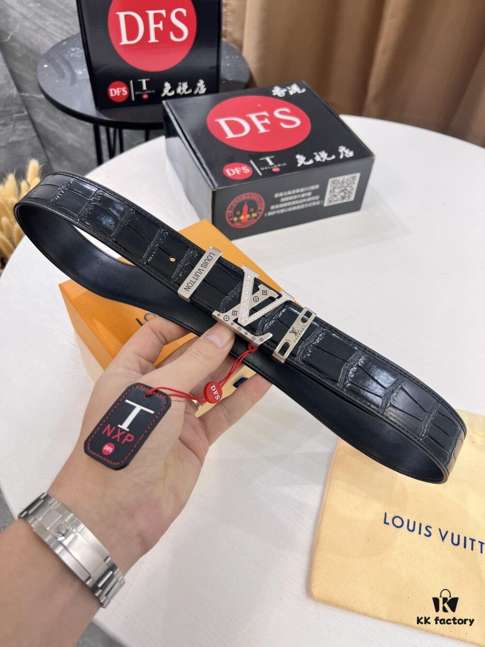 693202fa3a89a121ed550e89 Top-Tier Original Factory Hong Kong Duty-Free T Gift Box (NXP RFID Tag Verifiable on Official Website, Authentic Anti-Counterfeit Chip)