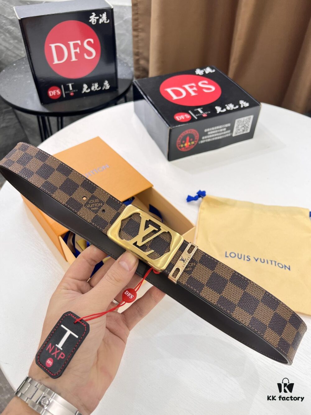 693202fc3a89a121ed550ea0 LV Men's Belt, New Style, Checkered Imported Fabric, Genuine Cowhide, Letter Hardware, 3.8cm Width