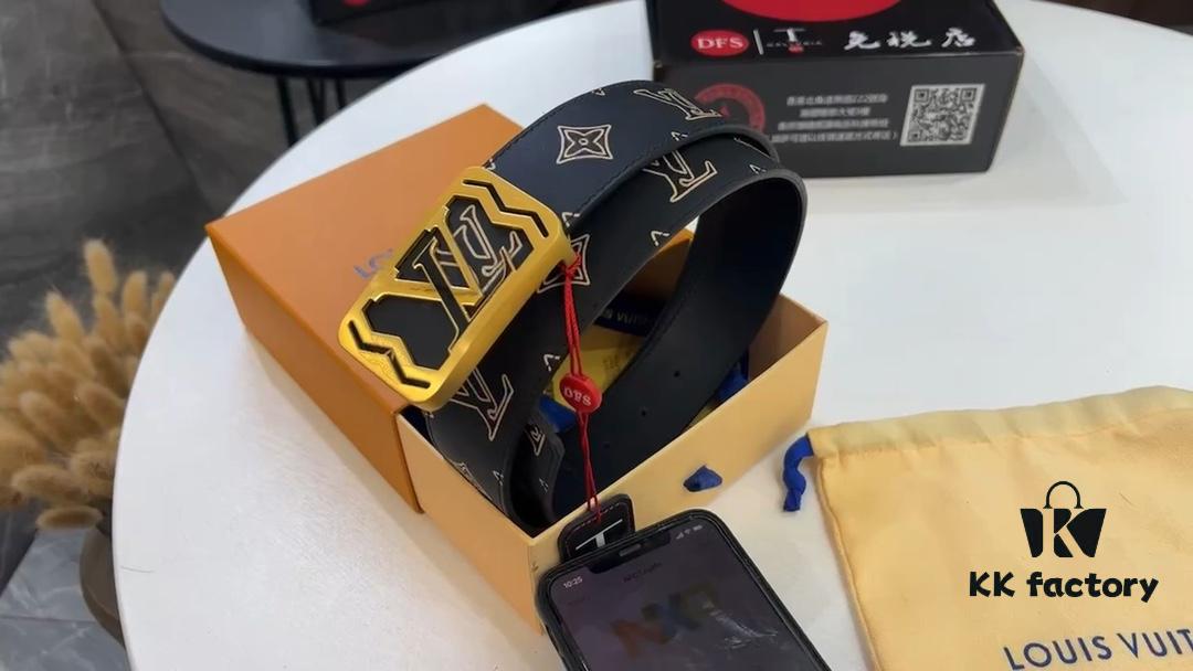 693202fd3a89a121ed550ea7 New Arrival. Video Anti-Counterfeiting Touch Network Access, Runway Style, Double-Sided Use, Currently on Sale