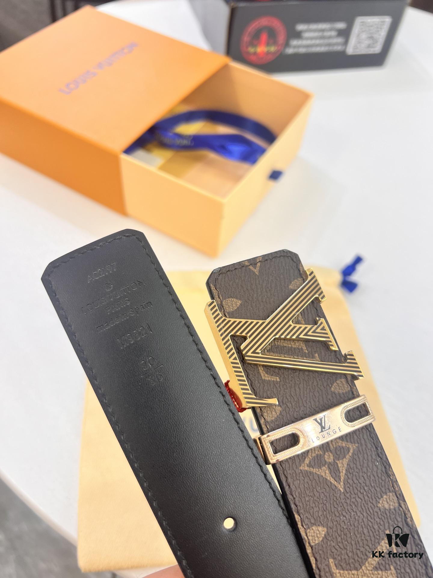 693203023a89a121ed550ee2 LV Men's Belt, New Arrival, ZP Molded, Matching Classic Check Fabric, Genuine Cowhide Leather, Heavy-Duty Stainless Steel Buckle, 4.0cm Width