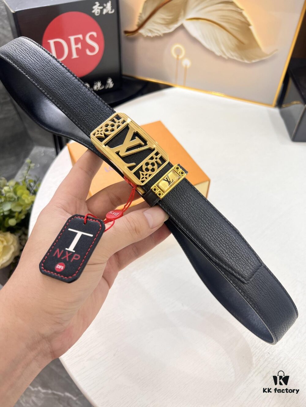693203043a89a121ed550f00 Louis Vuitton Automatic Buckle Belt, Premium Cowhide with Embossed Logo, 3.5cm Width, Top Quality Genuine Leather for Business Formal Wear