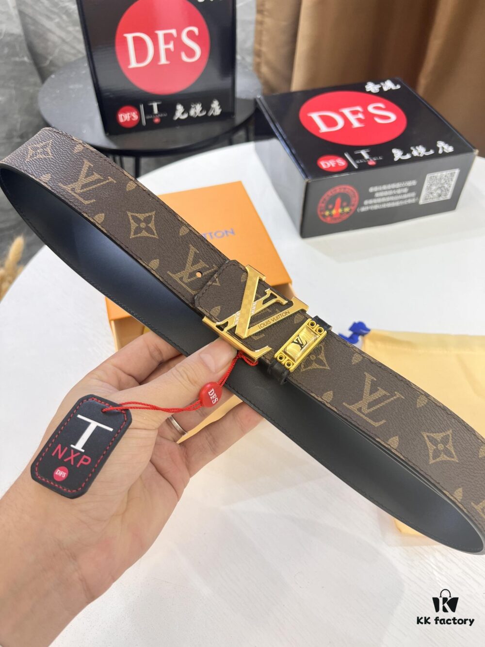 693203103a89a121ed550f9c Louis Vuitton LV Belt, ZP Synchronized New Men's Belt with Monogram Imported Fabric, Full-Grain Cowhide, Reversible Design, Diamond-Paved Letter Hardware, 3.8cm Width