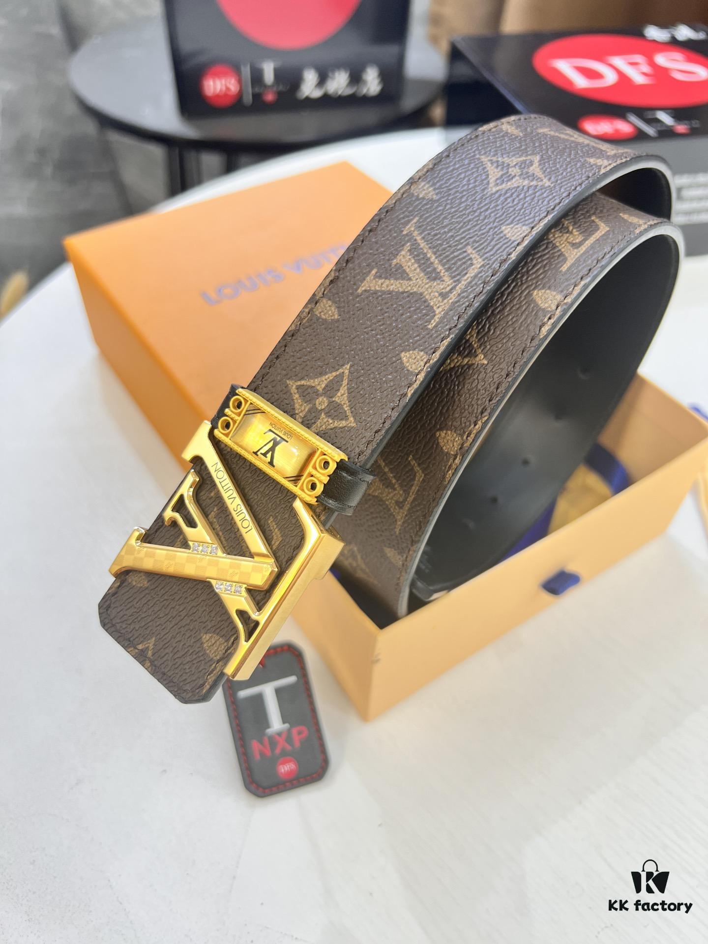 693203113a89a121ed550f9f Louis Vuitton LV Belt, ZP Synchronized New Men's Belt with Monogram Imported Fabric, Full-Grain Cowhide, Reversible Design, Diamond-Paved Letter Hardware, 3.8cm Width