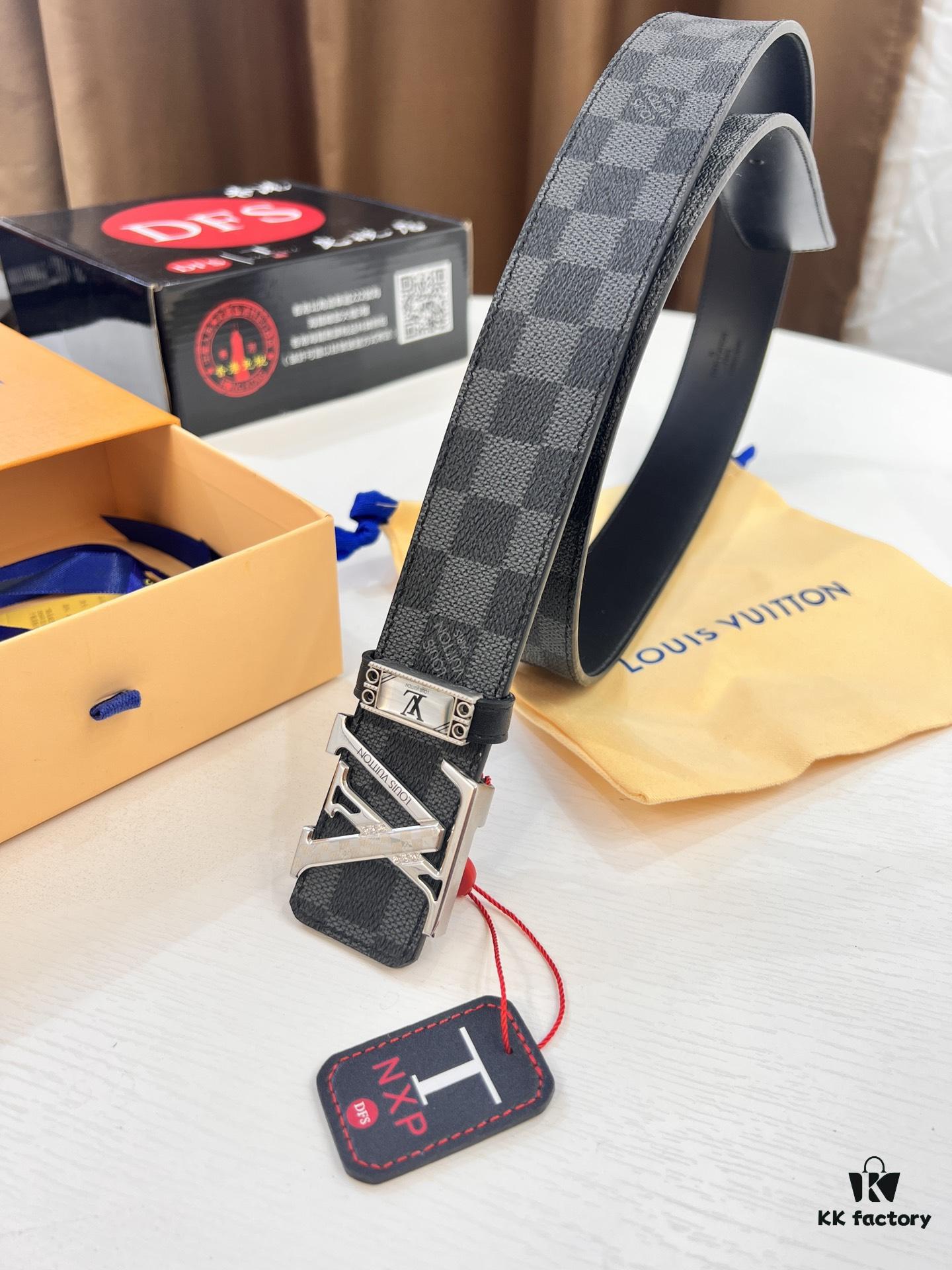 693203113a89a121ed550fa8 Louis Vuitton LV Belt, New Men's Leather Belt with Monogram Pattern, Imported Fabric, Reversible Design, Diamond-Paved Letters, 3.8cm Width