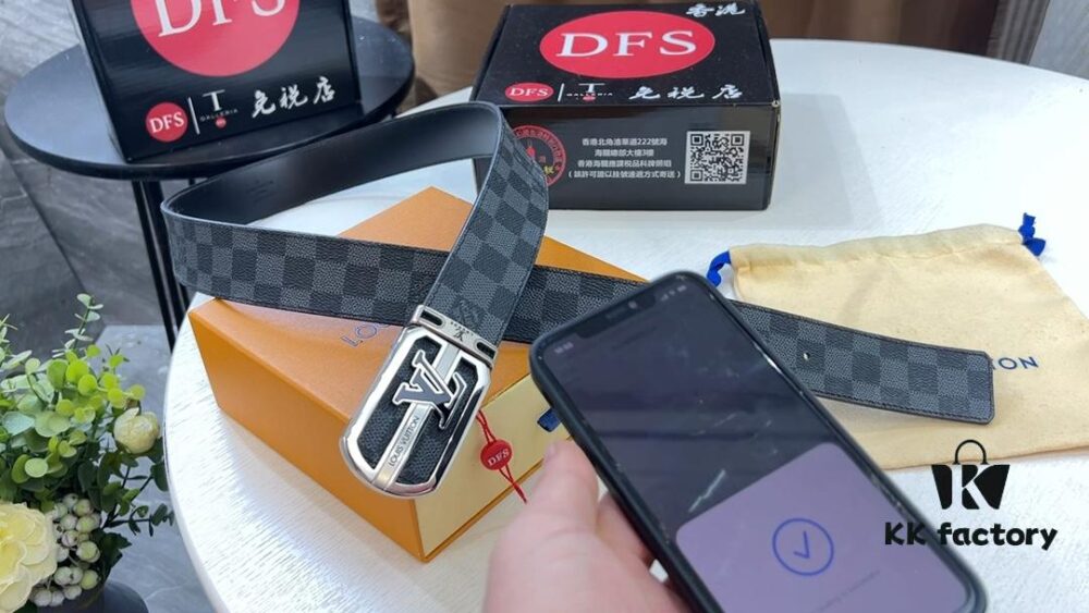 693203113a89a121ed550fab LV New Checkered Leather Belt, Fashion Casual Style with Video Anti-counterfeiting Induction Network