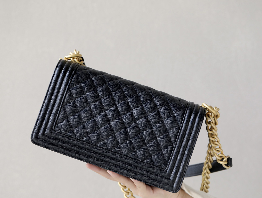 1 Chanel Le Boy high-end custom version is coming!