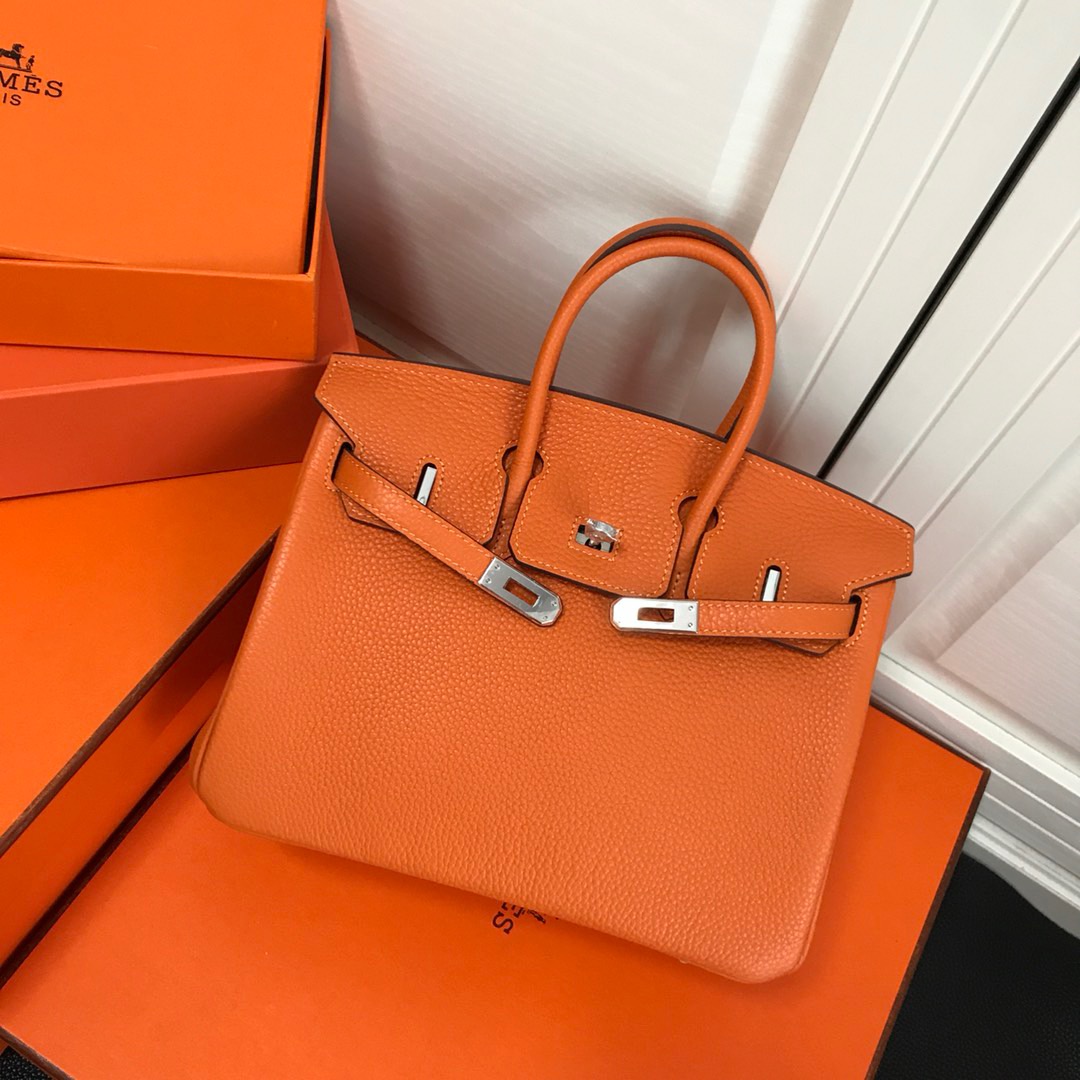 1 Hermès Birkin Birkin color-blocked handbag