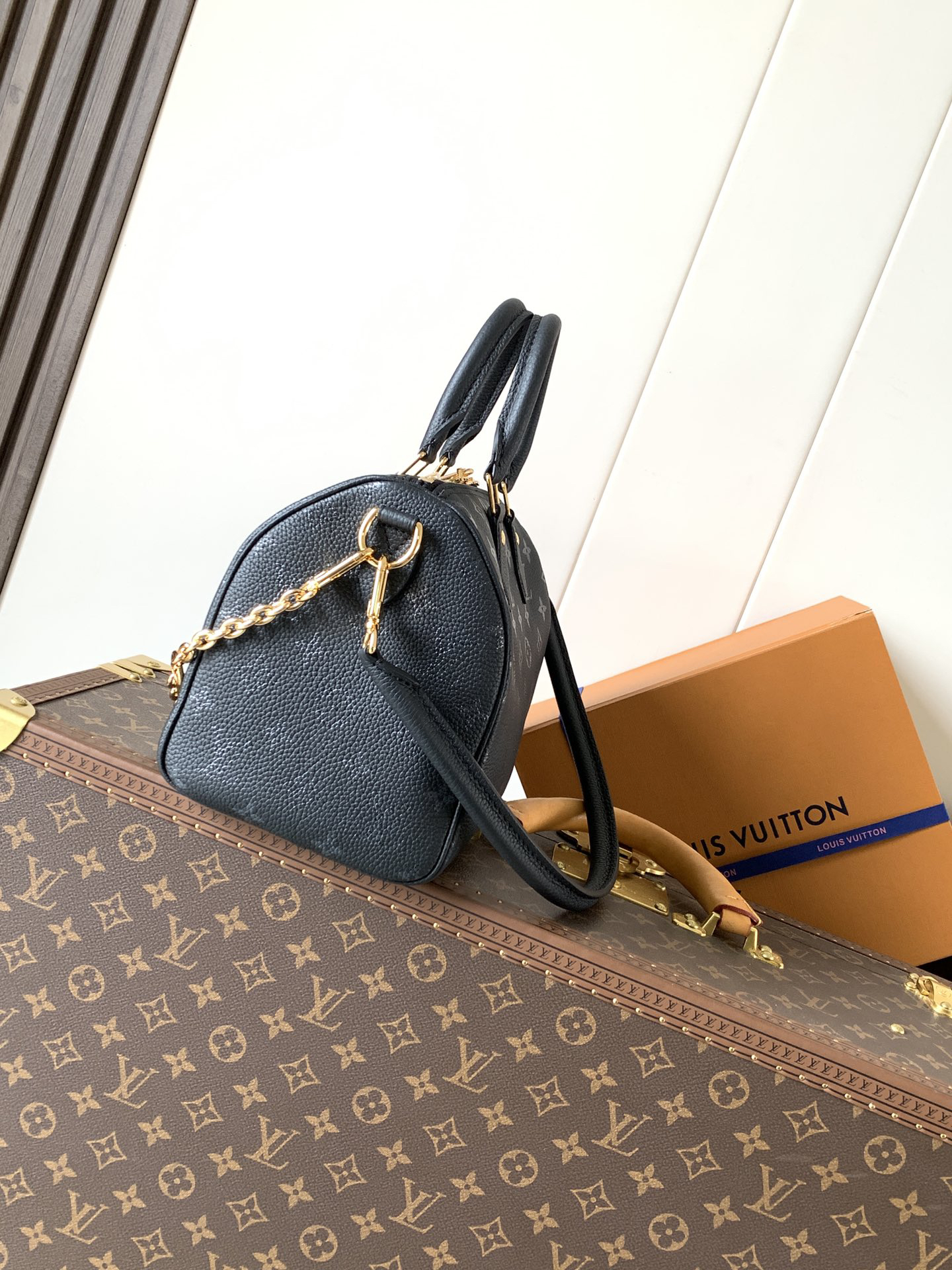 1 Louis Vuitton This Speedy Bandoulière 25 handbag is crafted from cowhide leather, offering a pillow-like soft touch.