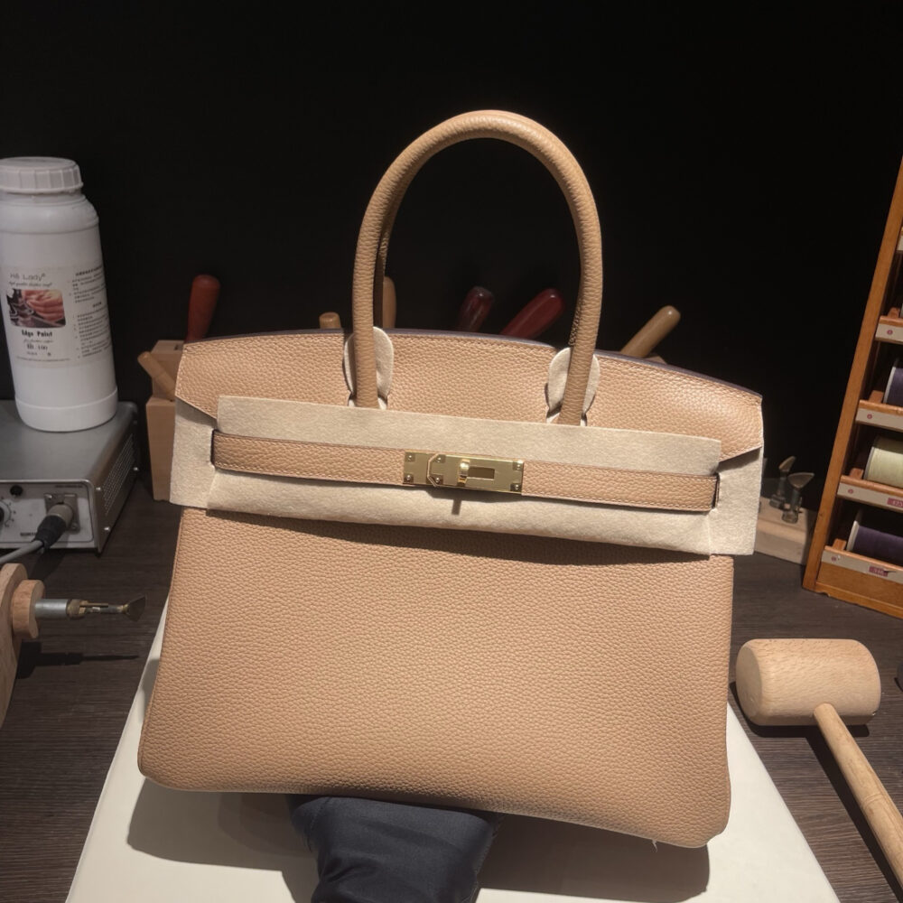 Birkin Platinum 30cm Togo Leather [Milk Tea Color] Gold Hardware