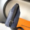 2 Louis Vuitton M30971 Midnight Blue This Avenue shoulder bag is made of Taïga cowhide leather.