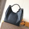 2 Louis Vuitton This Carmel bag from the Flight Mode collection features the season's new gradient design.