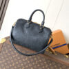2 Louis Vuitton This Speedy Bandoulière 25 handbag is crafted from cowhide leather, offering a pillow-like soft touch.