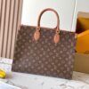2 Louis Vuitton This ONTHEGO ORGANIZER handbag