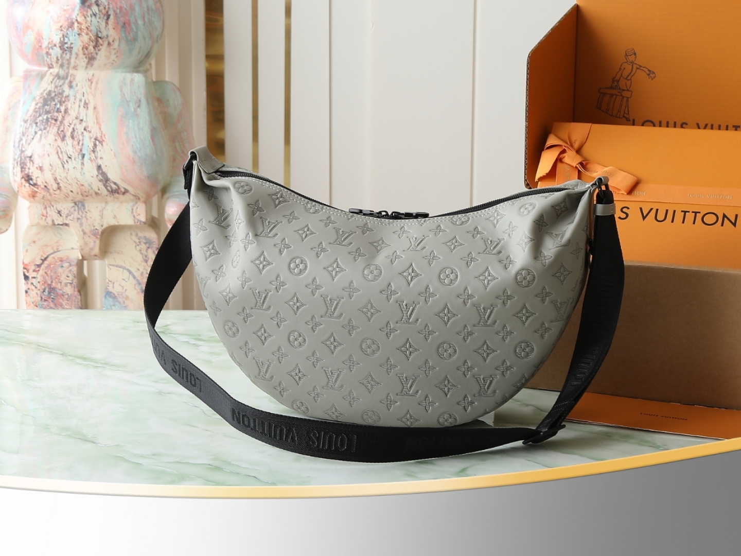 2 Louis Vuitton M24468: This Hobo Hamac bag is crafted from soft Monogram Shadow embossed cowhide leather.