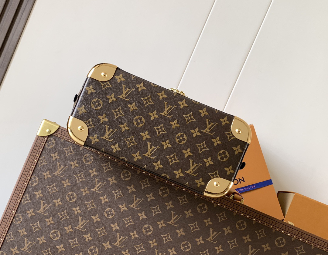 3 Louis Vuitton The Trunk collection welcomes a contemporary new iteration of the Alma Small handbag, paying homage to the brand's travel heritage with exquisite metal hardware.