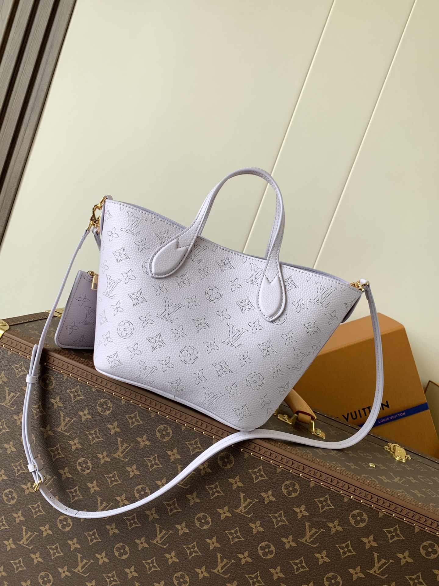 3 Louis Vuitton This small Blossom handbag is steeped in the modern hues of the new season.