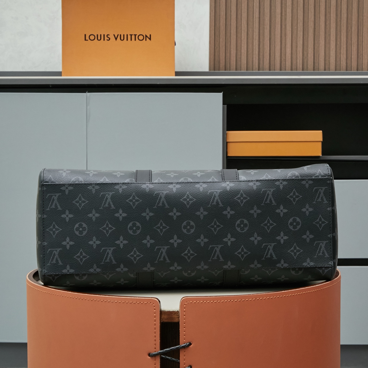 3 Louis Vuitton M46451 Black Monogram: A spacious handbag from the Sac Plat collection, the Sac Plat 24H features leather trim.