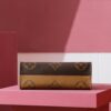 3 Louis Vuitton A fresh reinterpretation of the EAST WEST—featuring a spacious silhouette—is poised to unleash yet another wave of fashion trends!