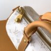 4 Louis Vuitton KEEALL BANDOULIÈRE 25 Handbag