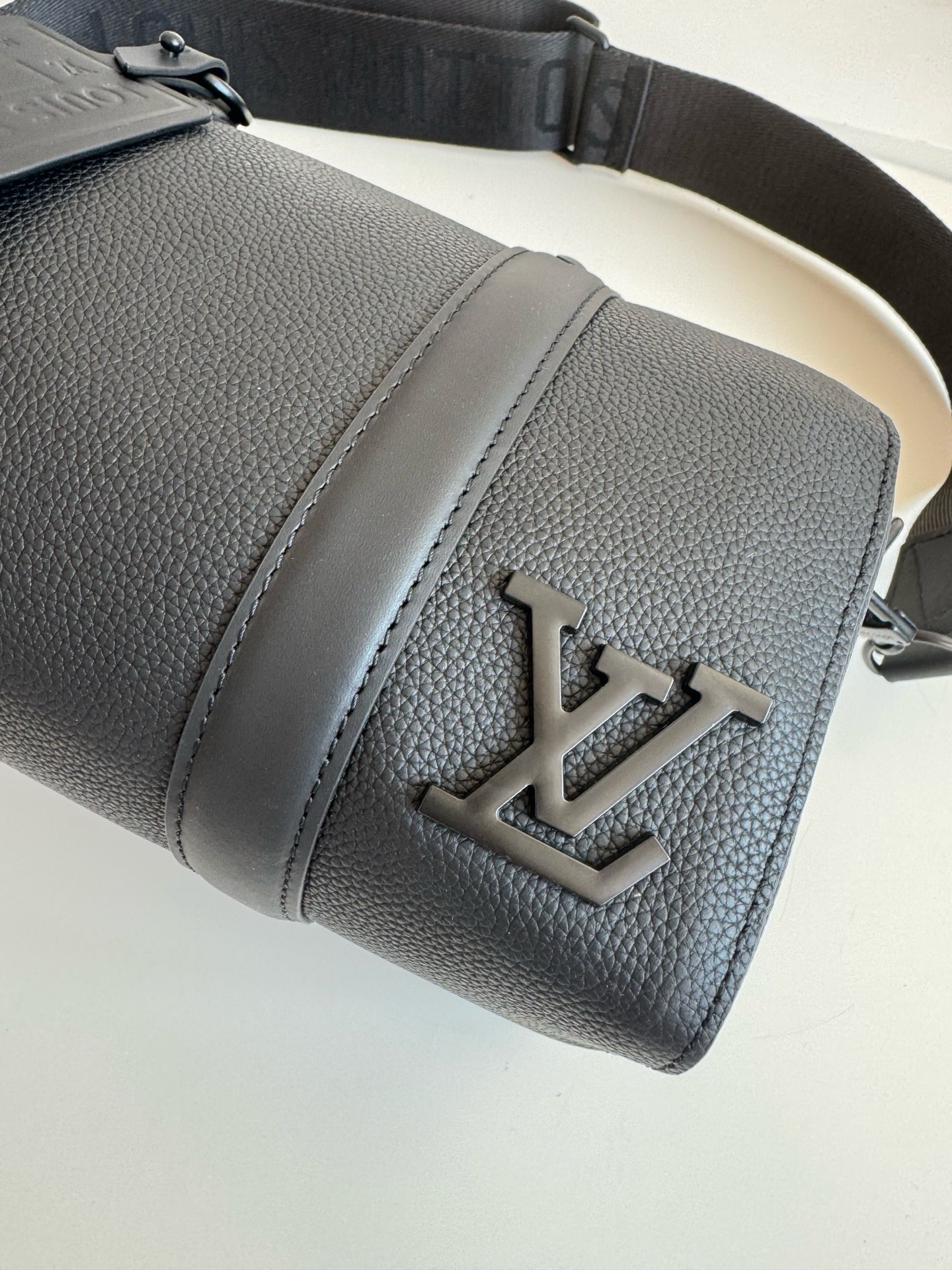 4 Louis Vuitton This City Keepall bag embodies Louis Vuitton’s neoclassical aesthetic for the Autumn 2021 season.