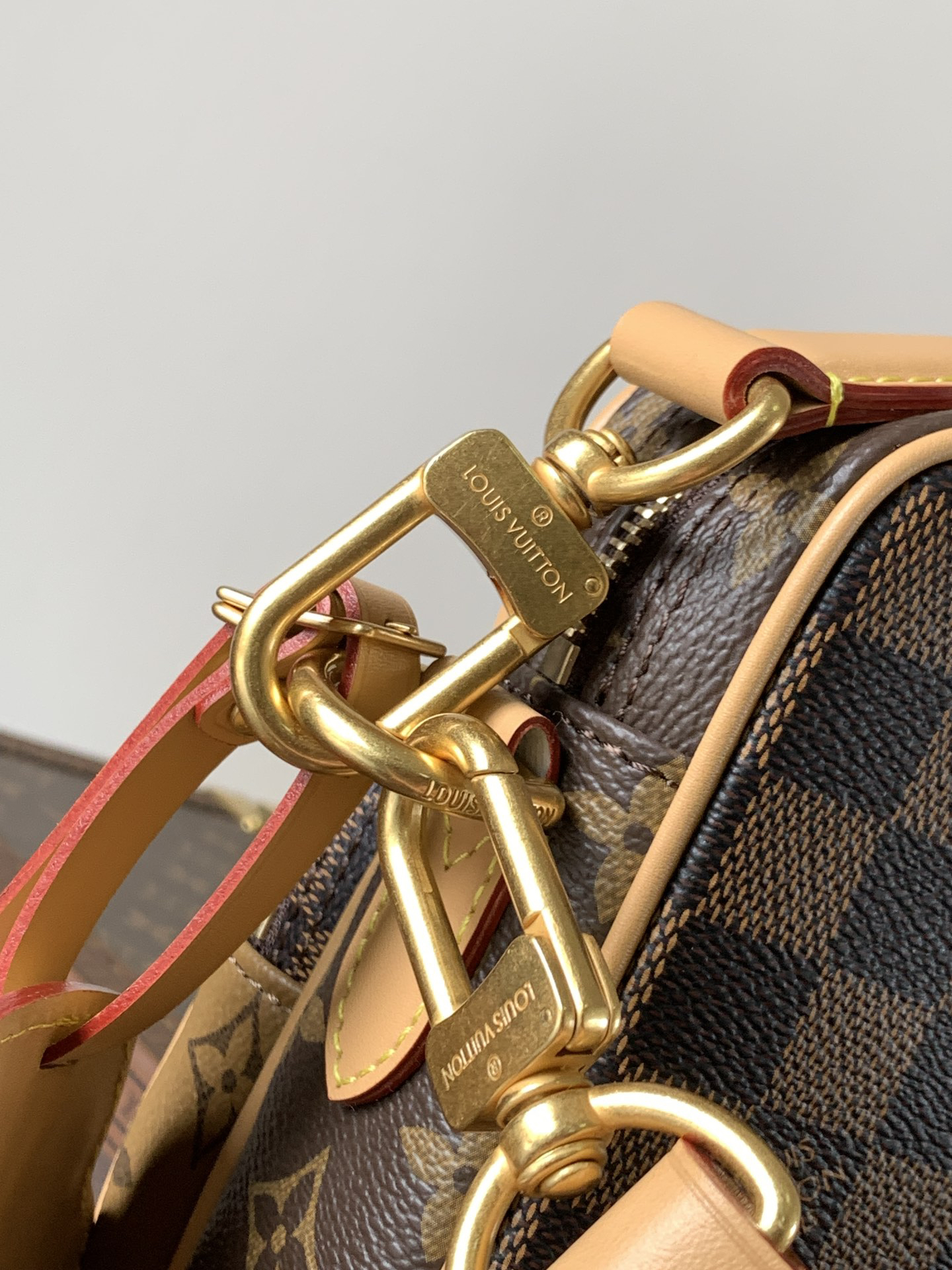 4 Louis Vuitton This Nil messenger bag features a Monogram canvas body accented with Damier and Monogram Reverse canvas patches, creating an elegant patchwork effect.