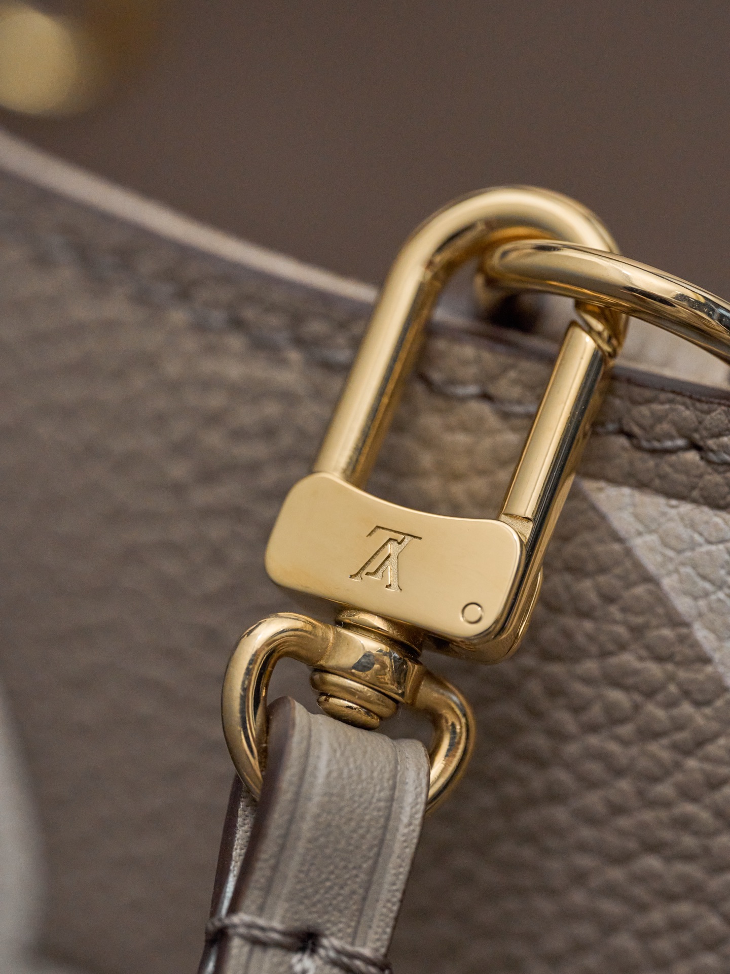 4 Louis Vuitton Monogram Coated Canvas