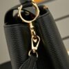 5 Capucines handbags, like the brand itself, are timeless and can bring a touch of sophisticated style to any look.