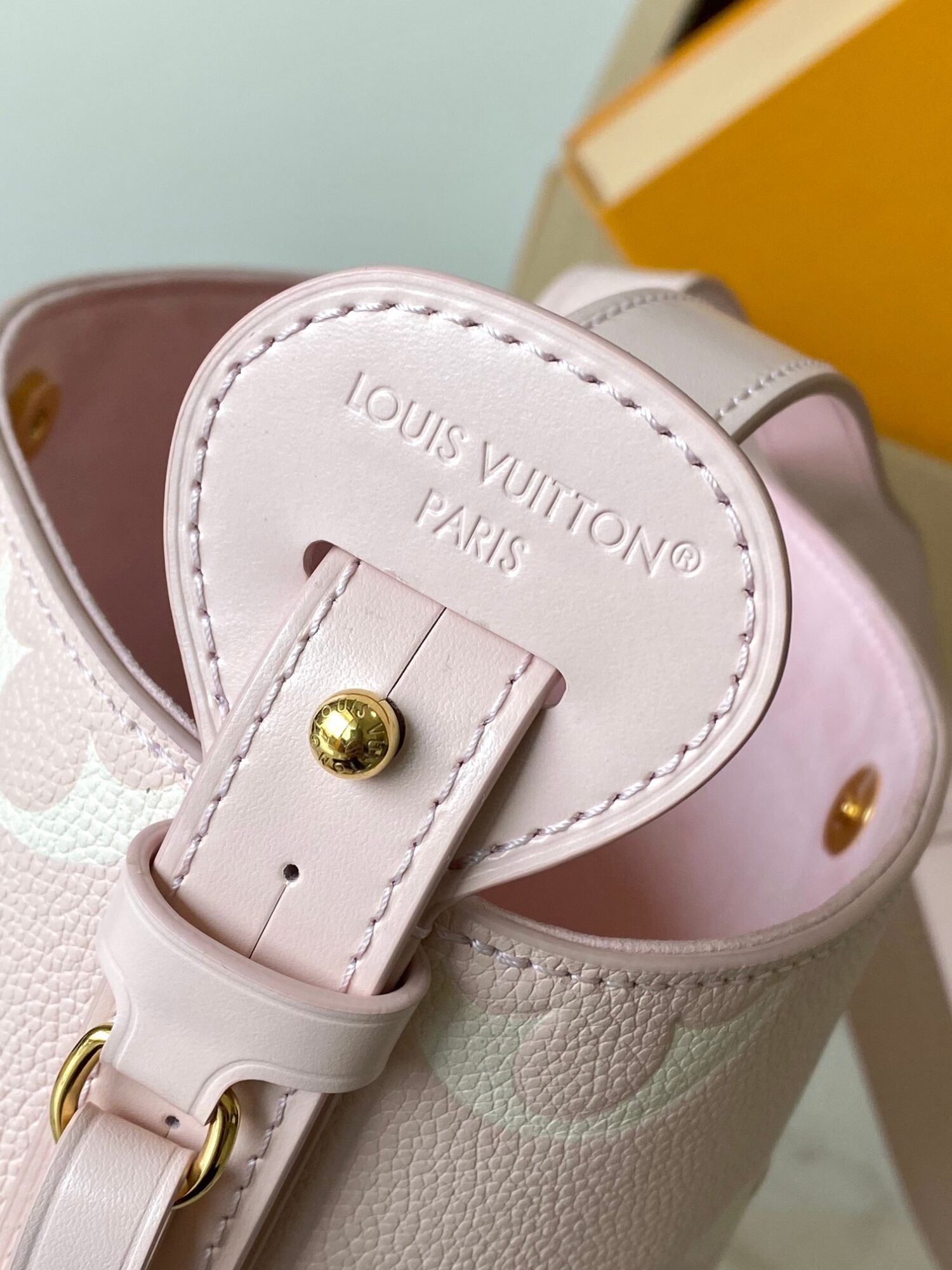 5 Louis Vuitton This All In BB Handbag