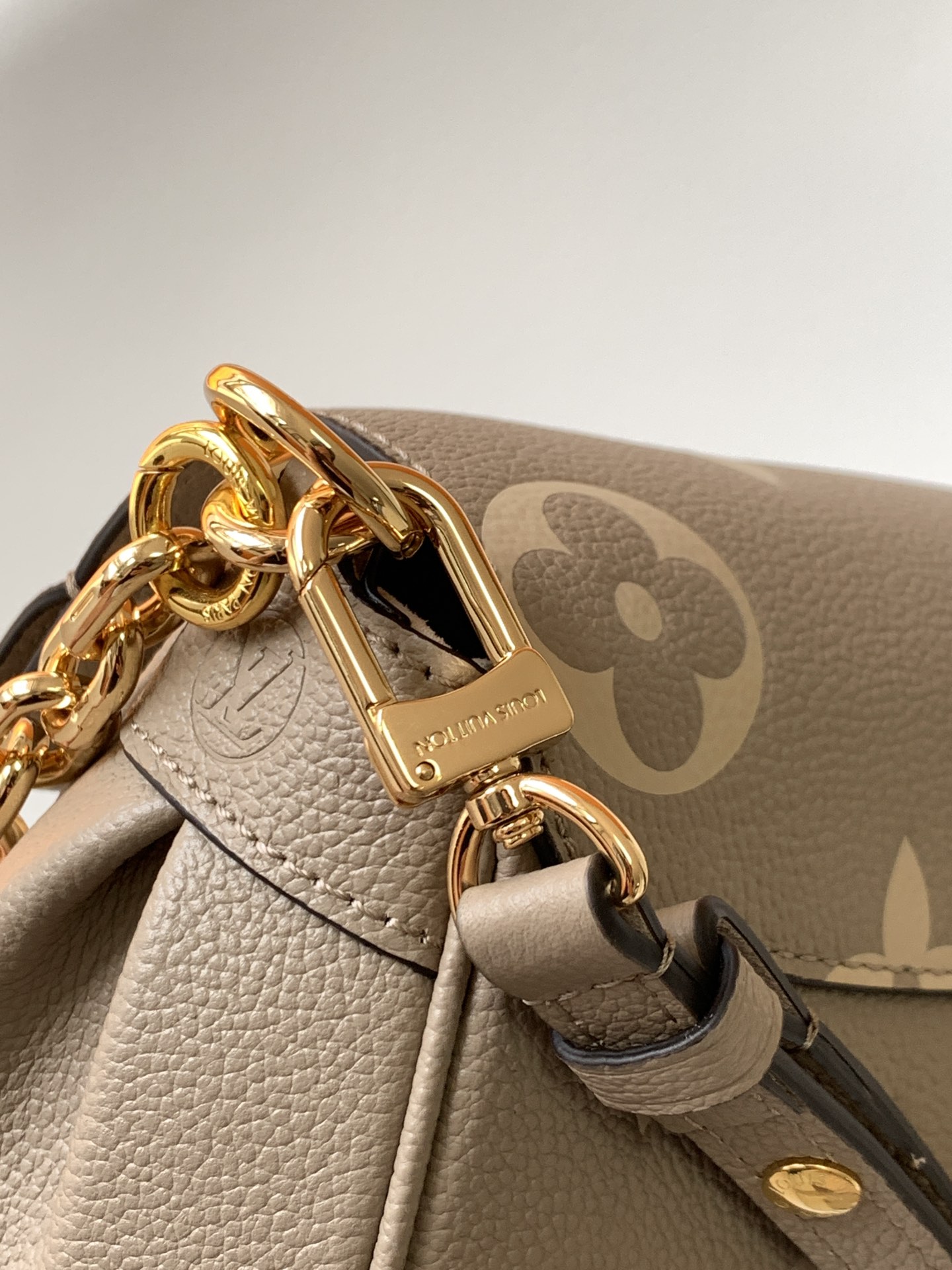 5 Louis Vuitton M45836 Grey | M45813 Black | M45859 Black Print | M46393 White Print/Pink — FAVORITE Handbag