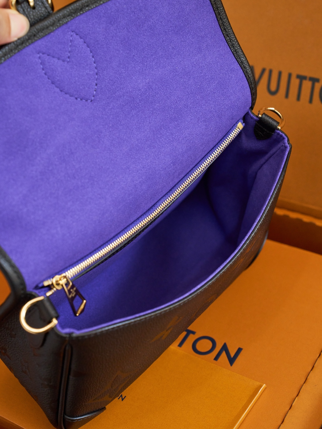 5 Louis Vuitton This model features custom craftsmanship inspired by Italian manufacturing traditions, dynamic rolling code technology, and exclusive fabrics sourced directly from the original manufacturer.