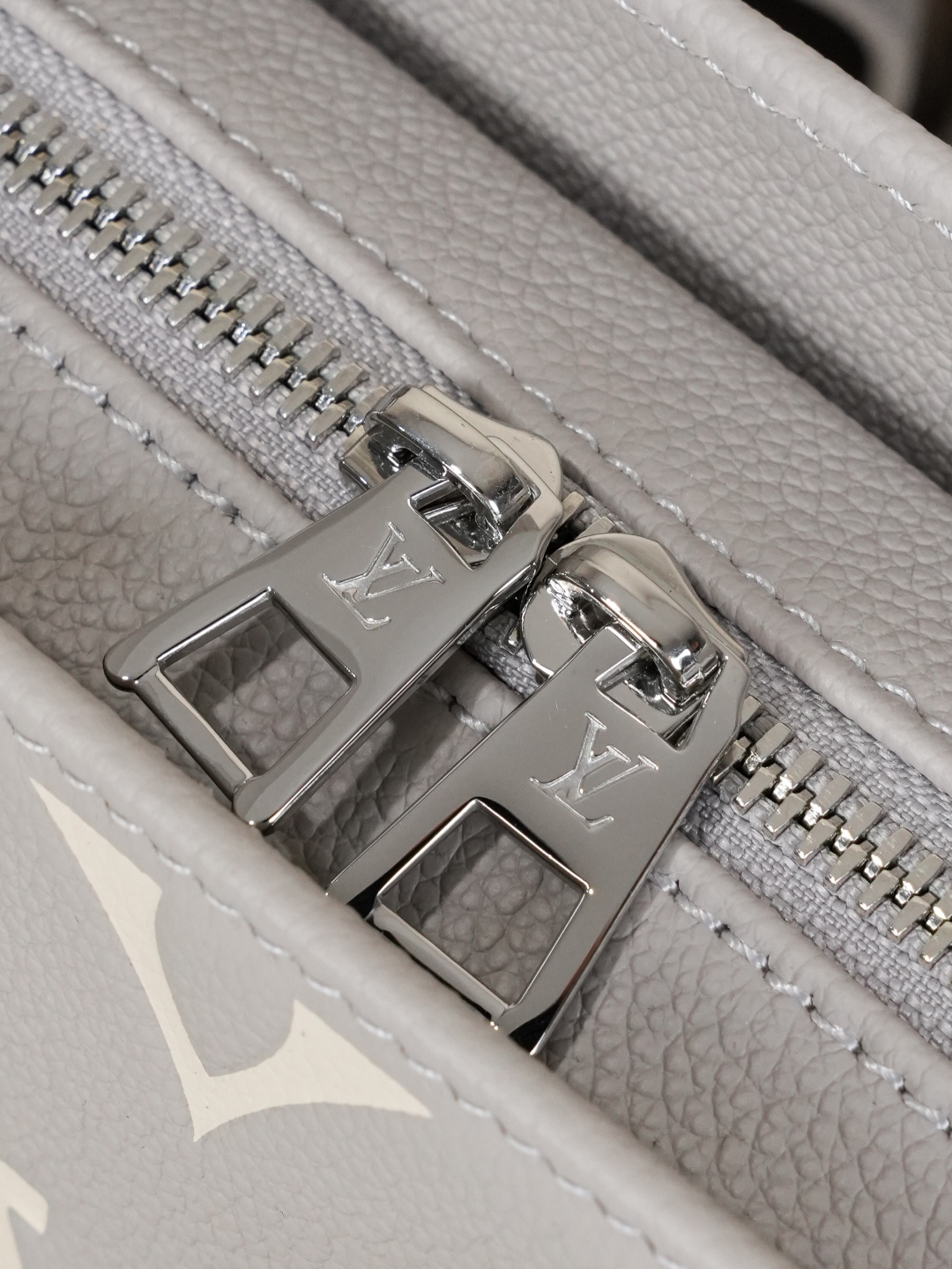 6 Louis Vuitton This OnTheGo East West handbag is from the LV Milky Way collection.