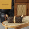 6 Louis Vuitton The Pochette Mia lunchbox bag delivers a stunning visual impact, exuding an air of vintage chic that is off the charts. Its magnetic S-lock clasp serves not only as a decorative accent but also as a symbol of exquisite craftsmanship and quality.