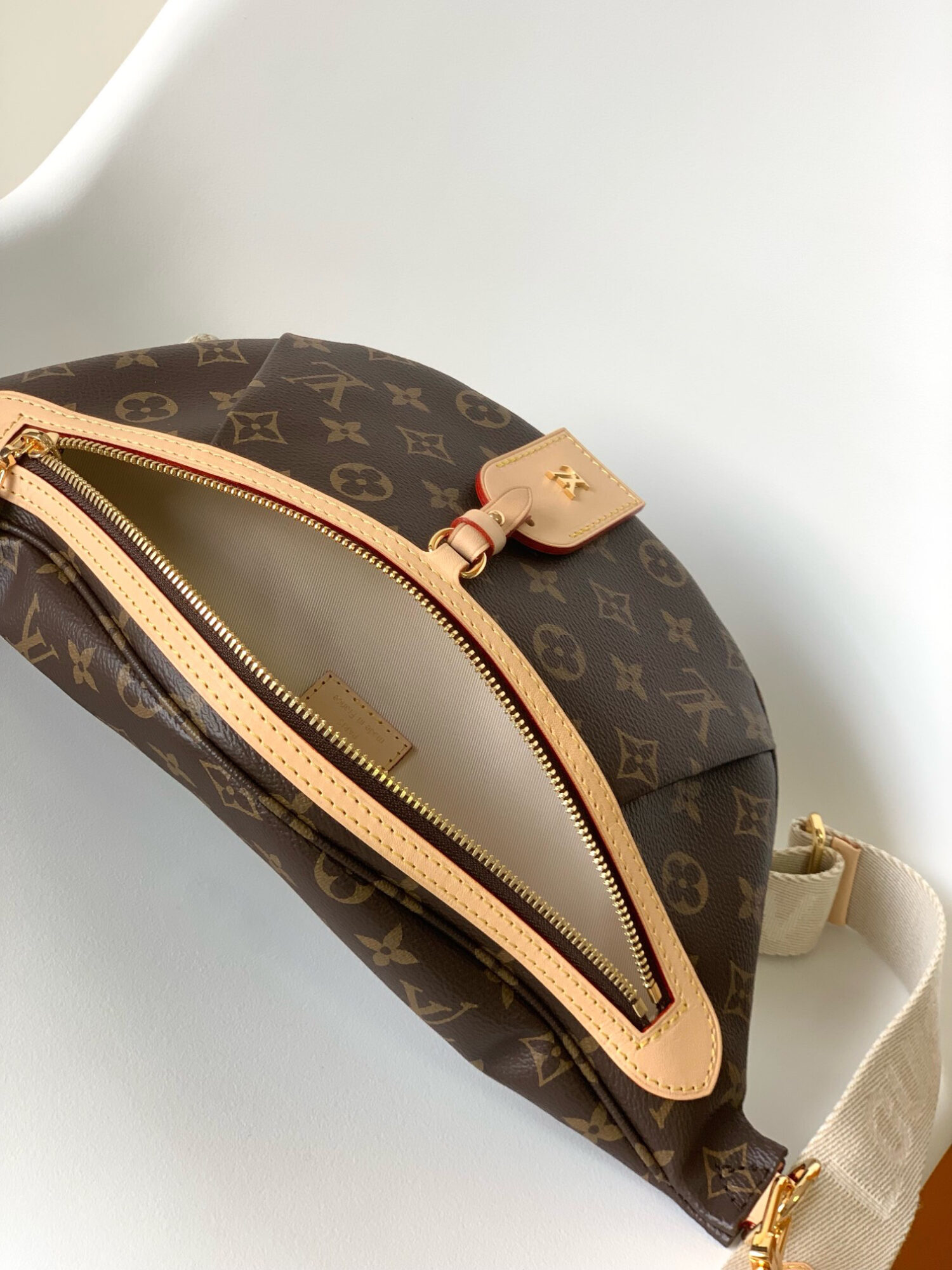 7 Louis Vuitton The M46784 High-Rise Bag is crafted from Montaigne-coated canvas.