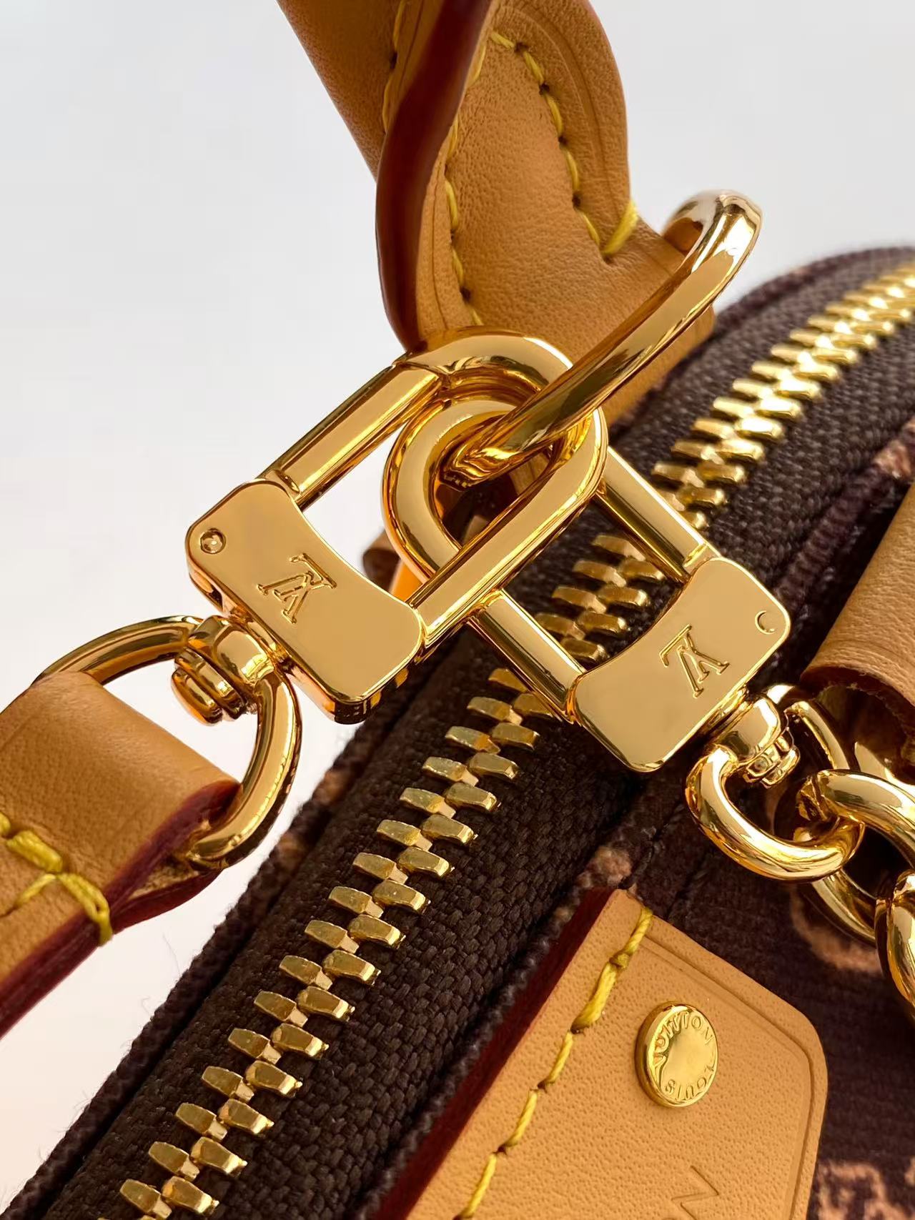 Louis Vuitton ALMA TRUNK BB Handbag M28105