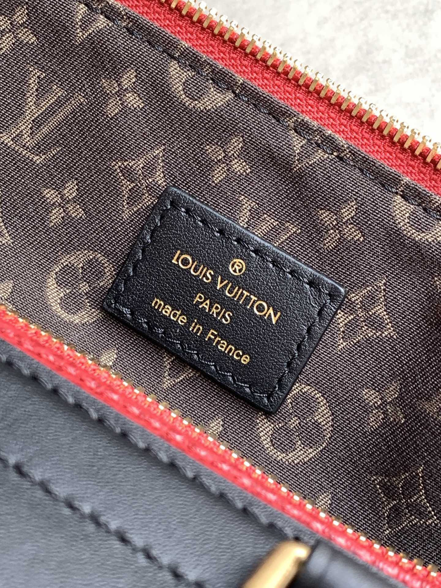 8 Louis Vuitton Part of the Spring/Summer 2025 Collection, the Nano LV Rider bag combines pixelated grained lambskin with elements of smooth cowhide.