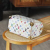 8 Louis Vuitton The Speedy 25 Tricolor inherits the elegant soul of the classic Speedy series.