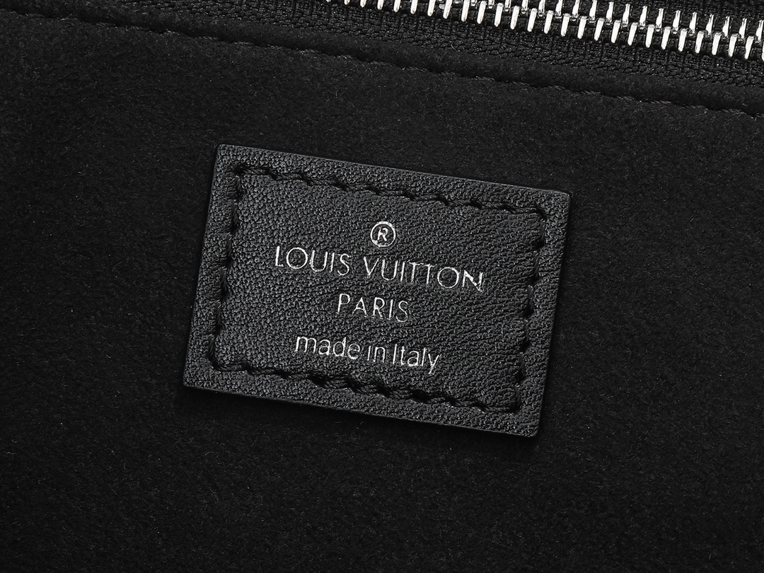 8 Louis Vuitton This small CarryAll Cargo handbag is crafted from soft lambskin, featuring a stylishly micro-crinkled finish.