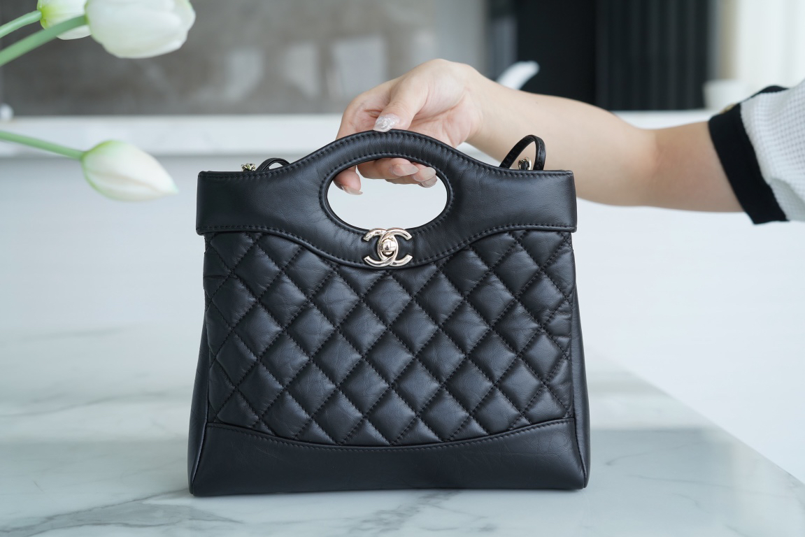 ππ‘ππ§ππ₯ πππ High-end handmade 31bag mini Black βΏ