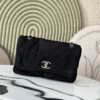 Extra-large logo suede double-pocket chain bag with 8 pockets – perfect for airport shopping!