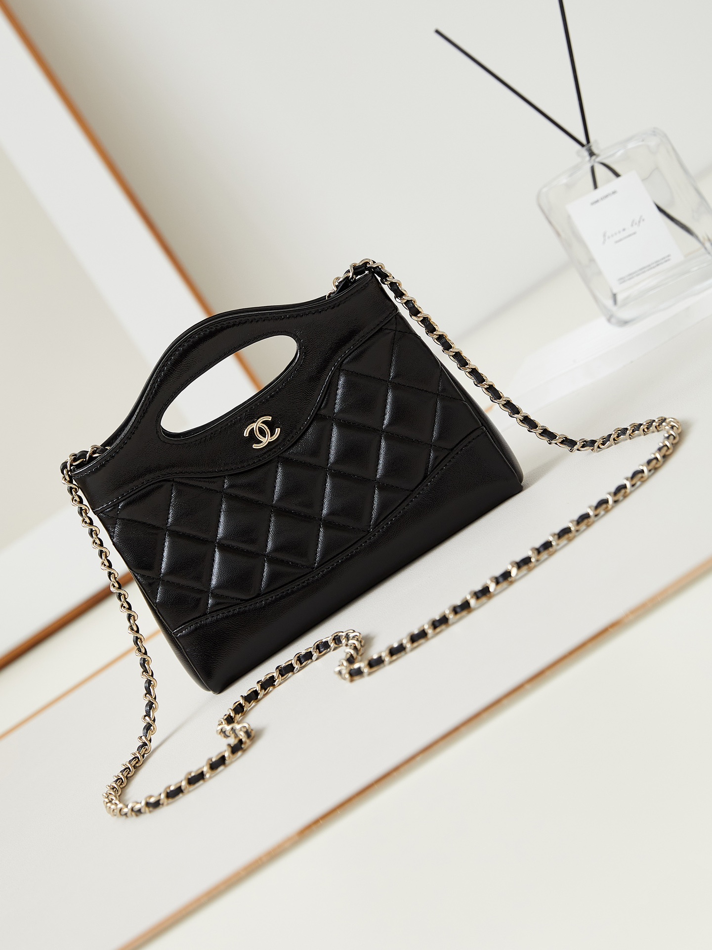 24S.31bag lambskin releases the 31bag nano!