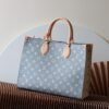 Louis Vuitton M12415 is the official version. This OnTheGo MM offers a seasonal reinterpretation of Louis Vuitton's iconic Monogram canvas.
