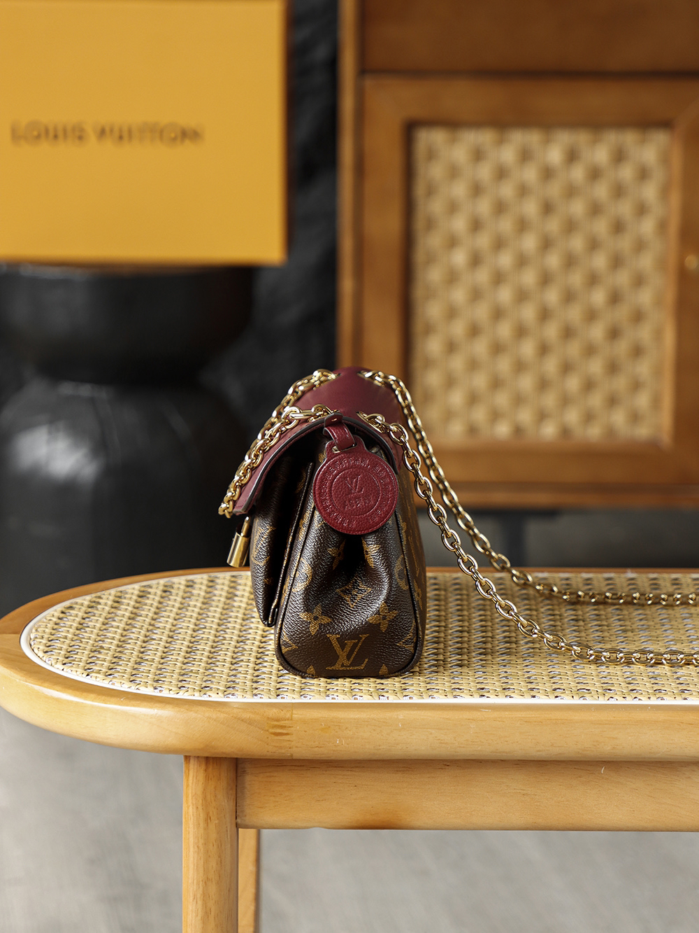 1 Louis Vuitton Sac Saint-Germain BB handbag M27067